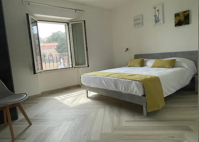 Dimora Mediterranea - Oda ve Kahvaltı La Maddalena (Sassari)